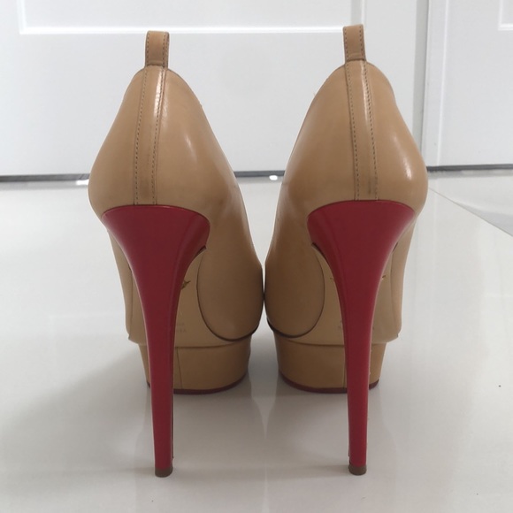 Charlotte Olympia Kiss Me Dolores Lip Pump - Picture 8 of 11